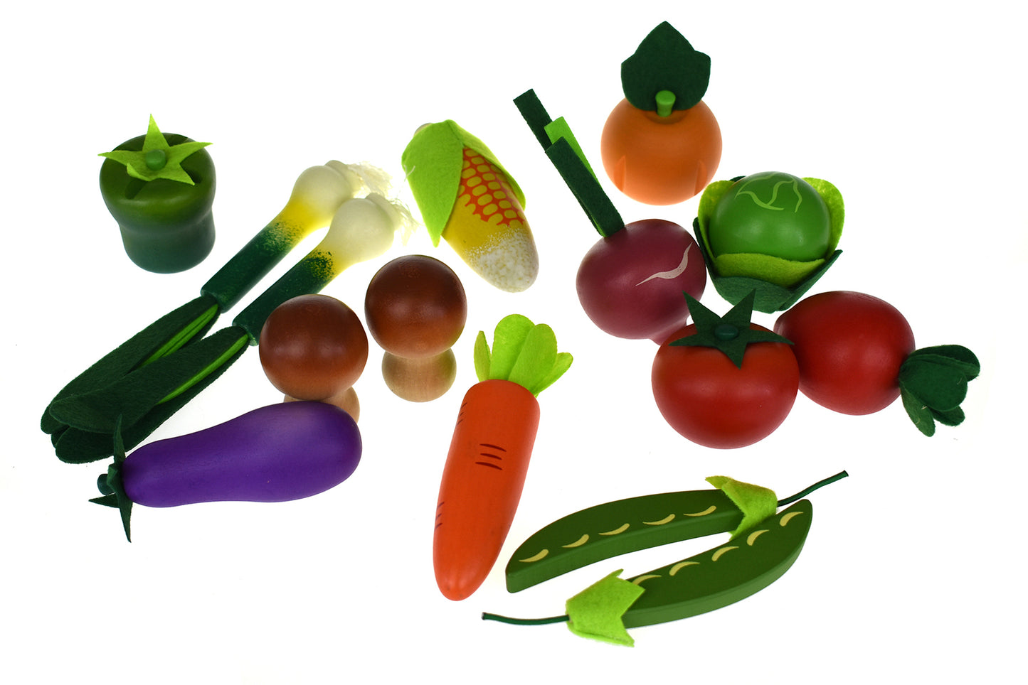 WOODEN VEGETABLES 15-PC SET WITH WOODEN CRATE