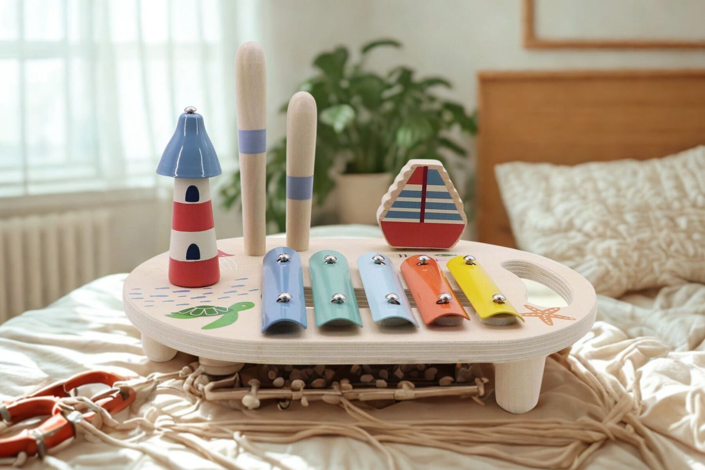 WOODEN OCEAN MUSIC TABLE