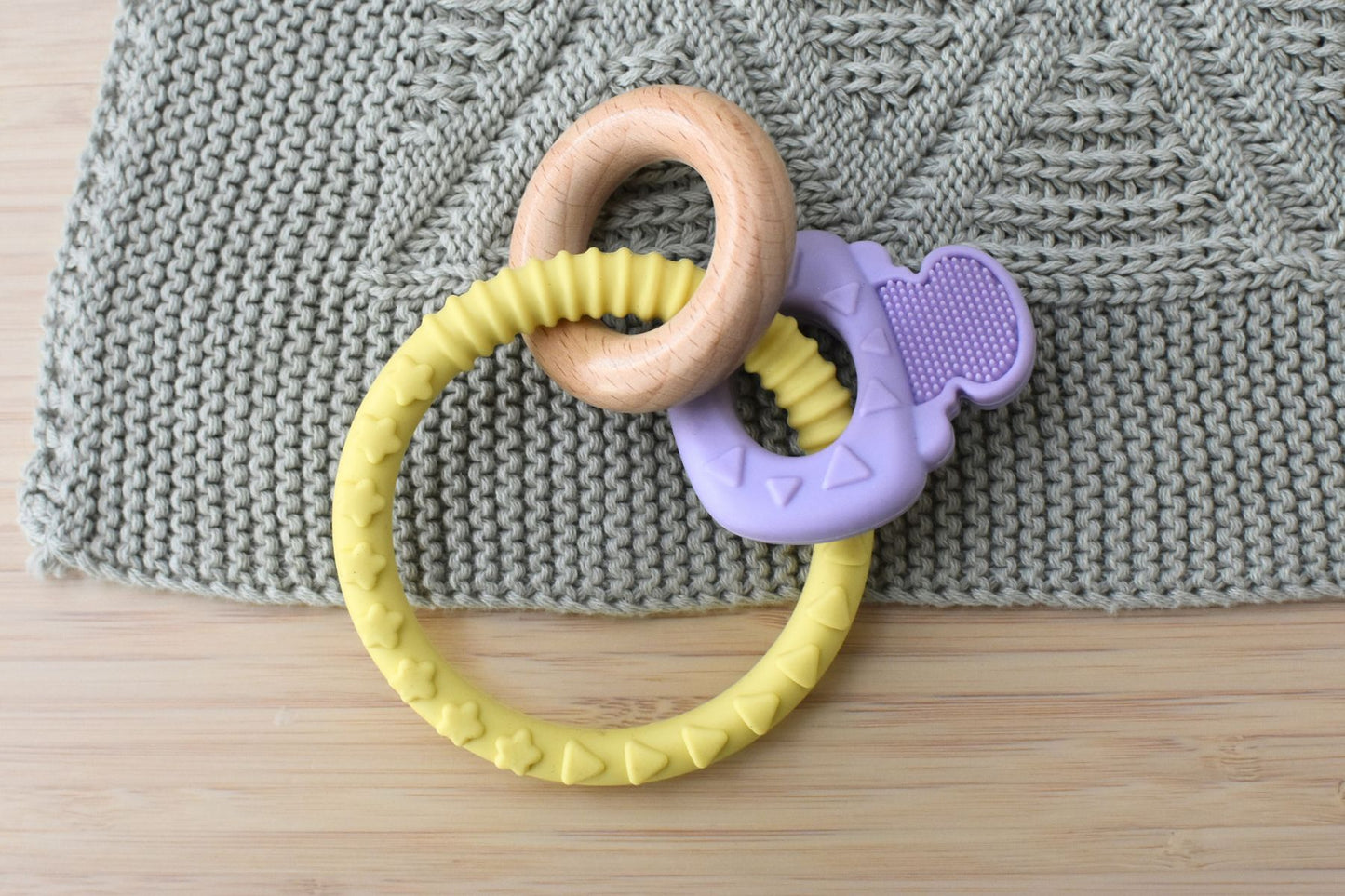 TEXTURED SILICONE KEY TEETHER-PURPLE