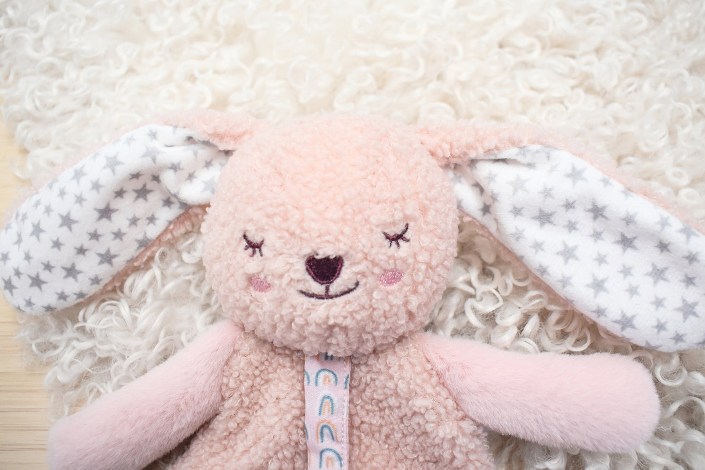 SNUGGLE BUDDY BERRY BUNNY SOFT SNUGGLER