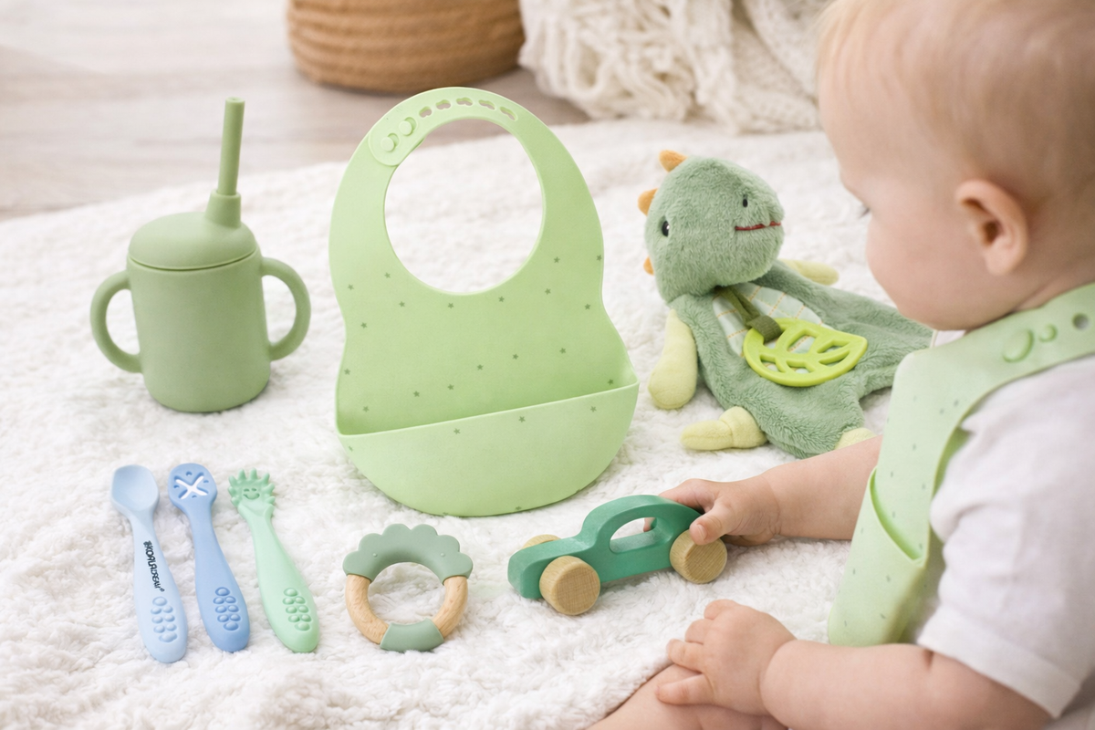 WELCOME BABY DINOSAUR GIFT PACK