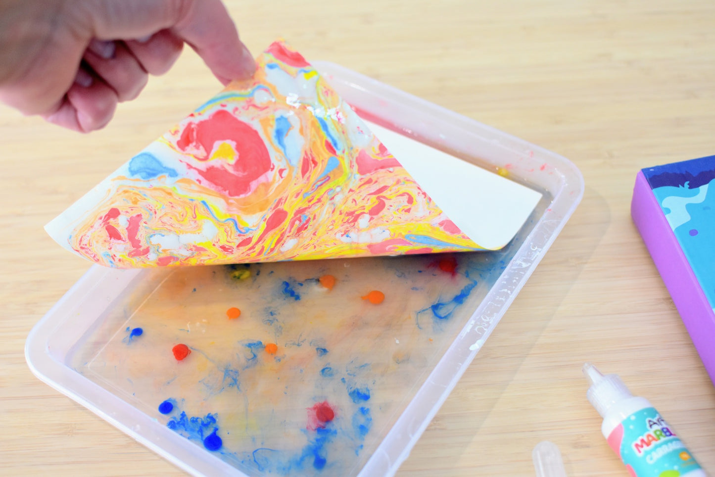 MARBLING PAINT - 6 COLOURS CRAFT KIT