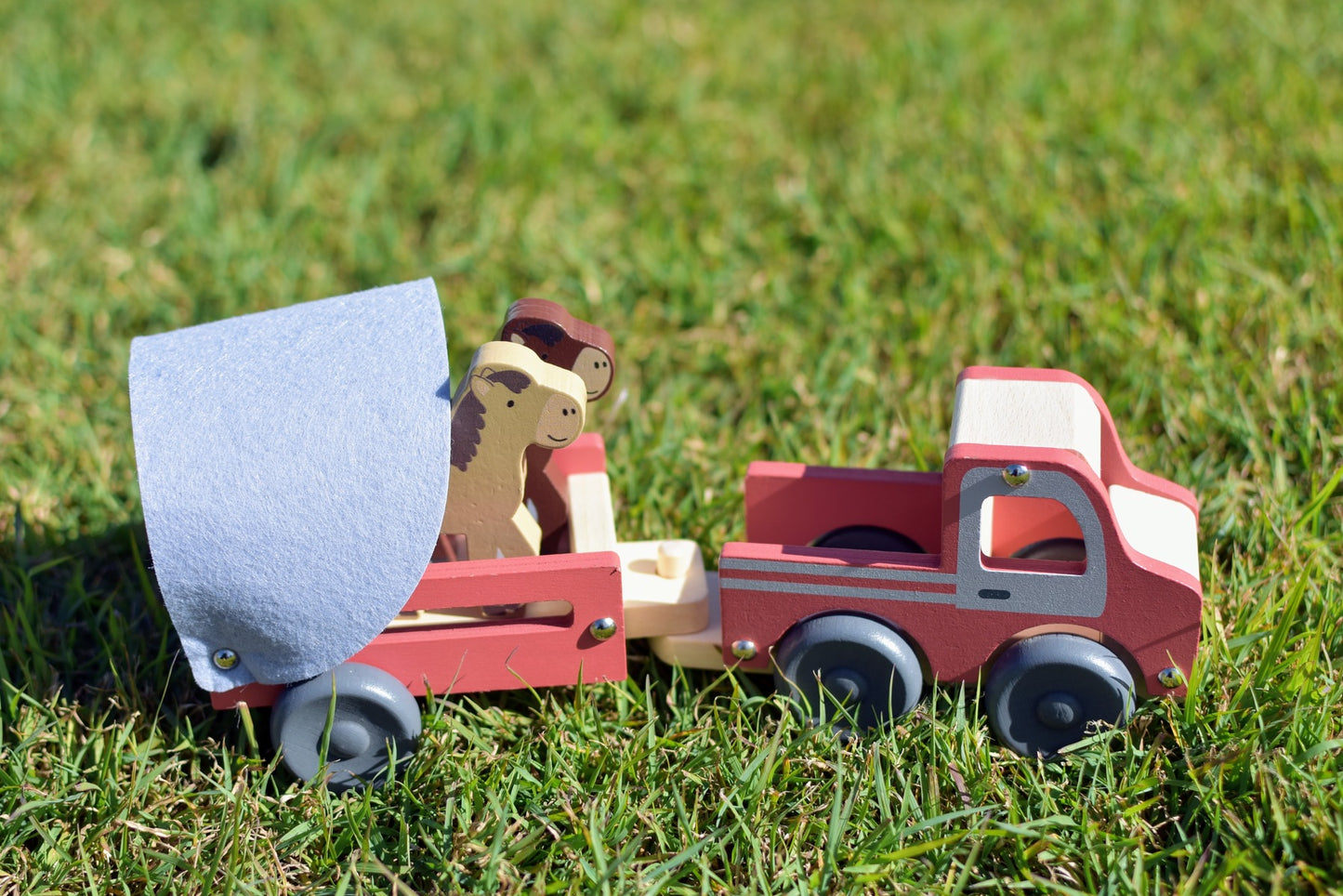 WOODEN TRUCK WITH HORSE FLOAT