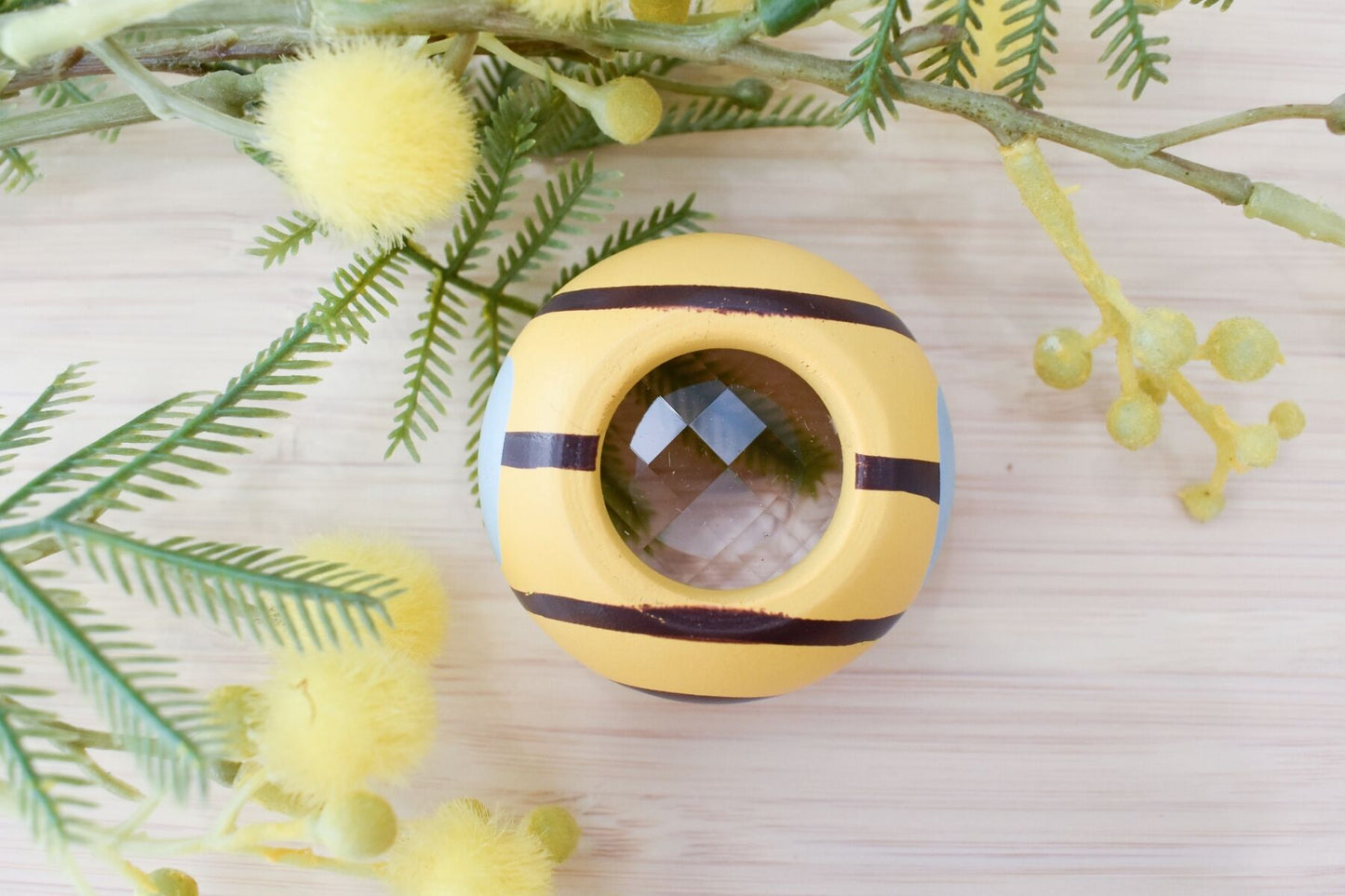 WOODEN BEE PRISM