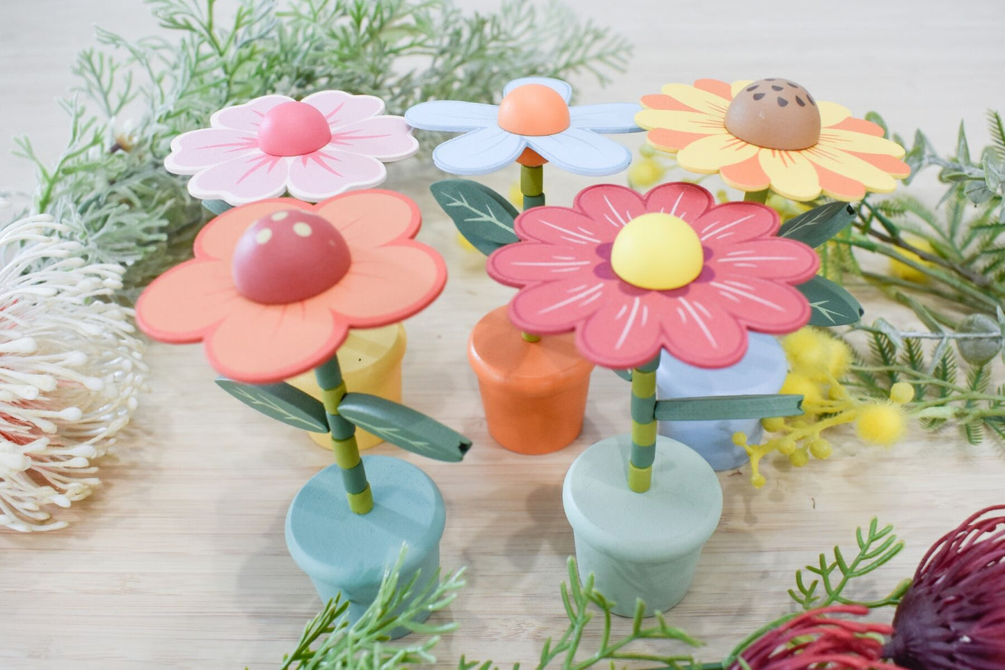 WOODEN DANCING FLOWER PACK OF 5
