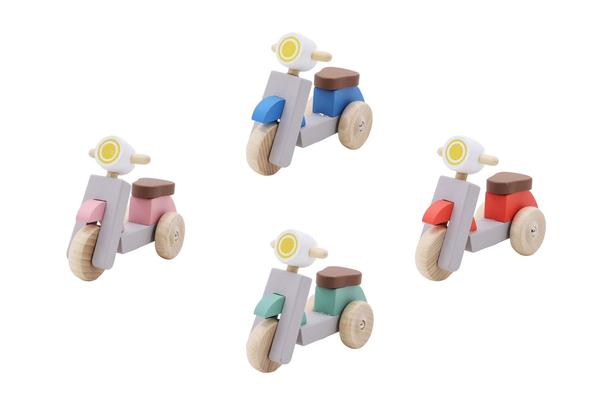 WOODEN SCOOTER SET OF 4