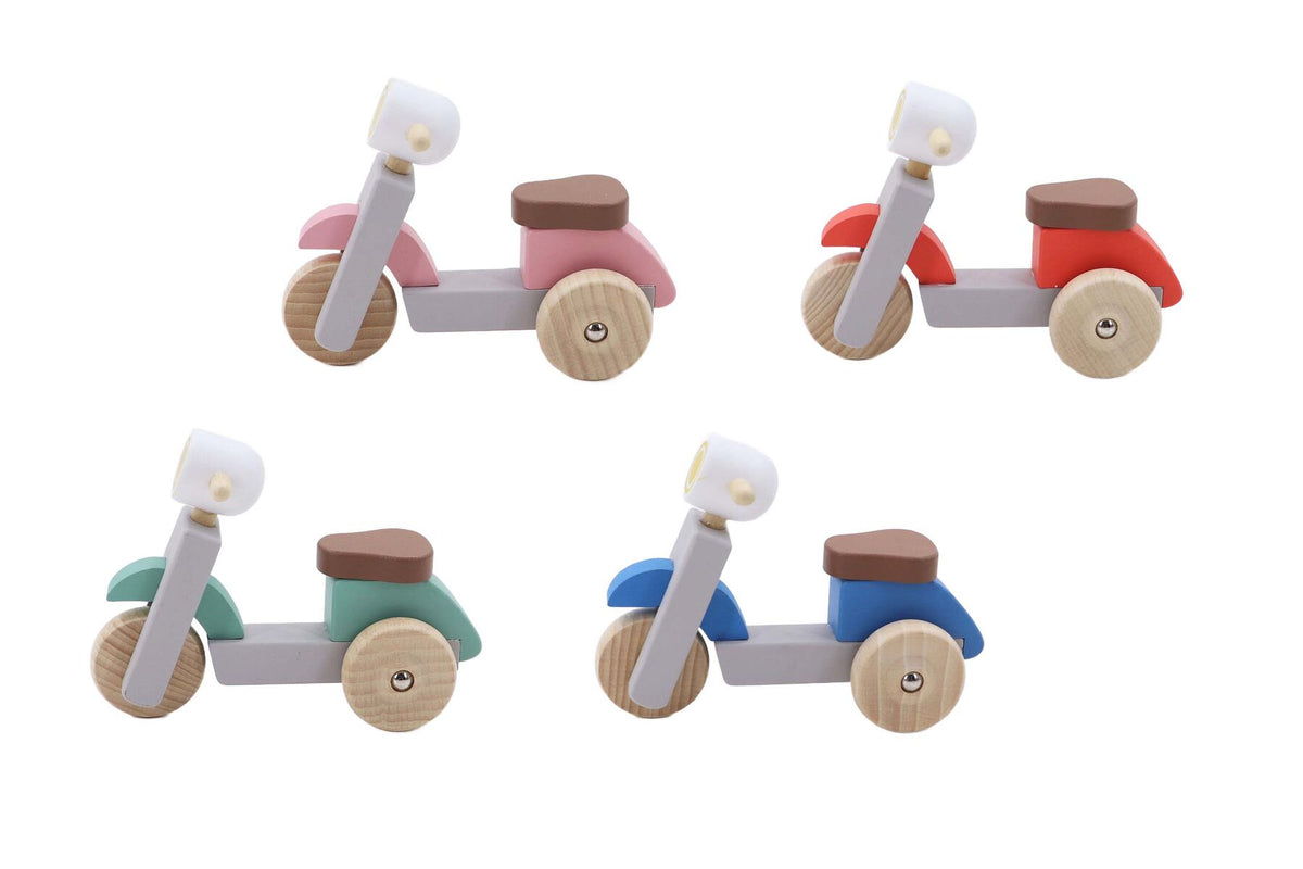 WOODEN SCOOTER SET OF 4