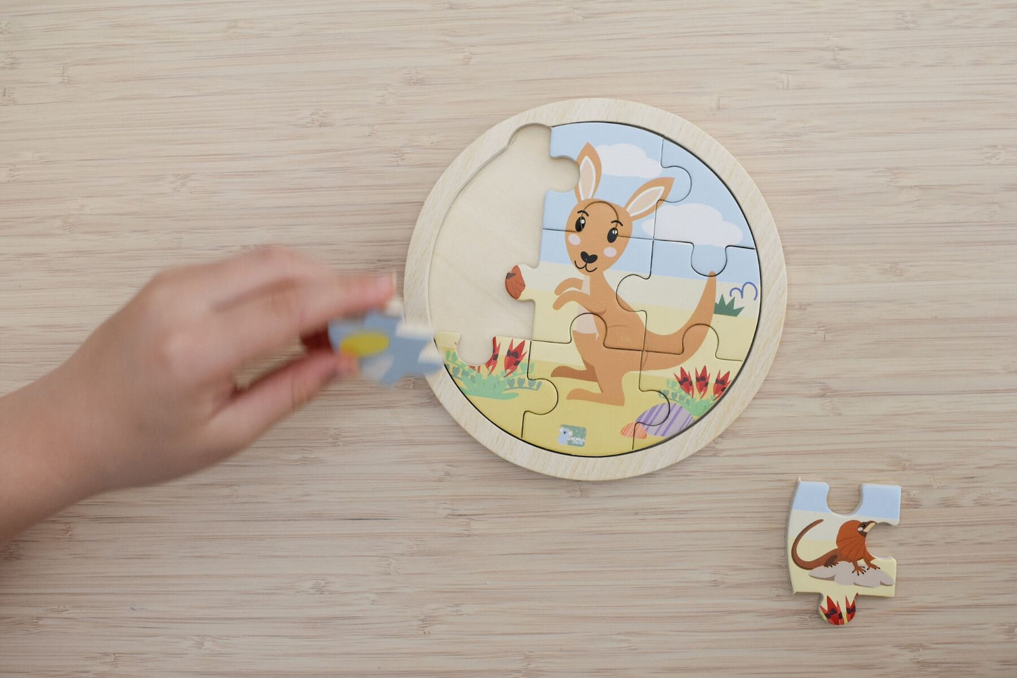 WOODEN 9PCS JIGSAW PUZZLE KANGAROO